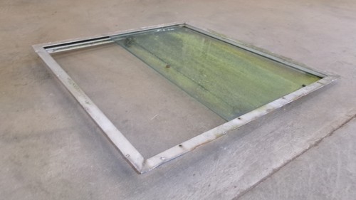 For leyland 270 side - for, lh