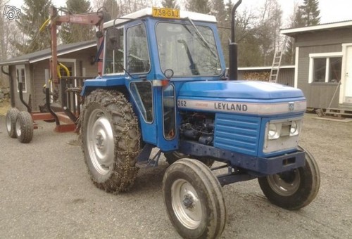 Leyland synchro tractor bonnet - leyland,